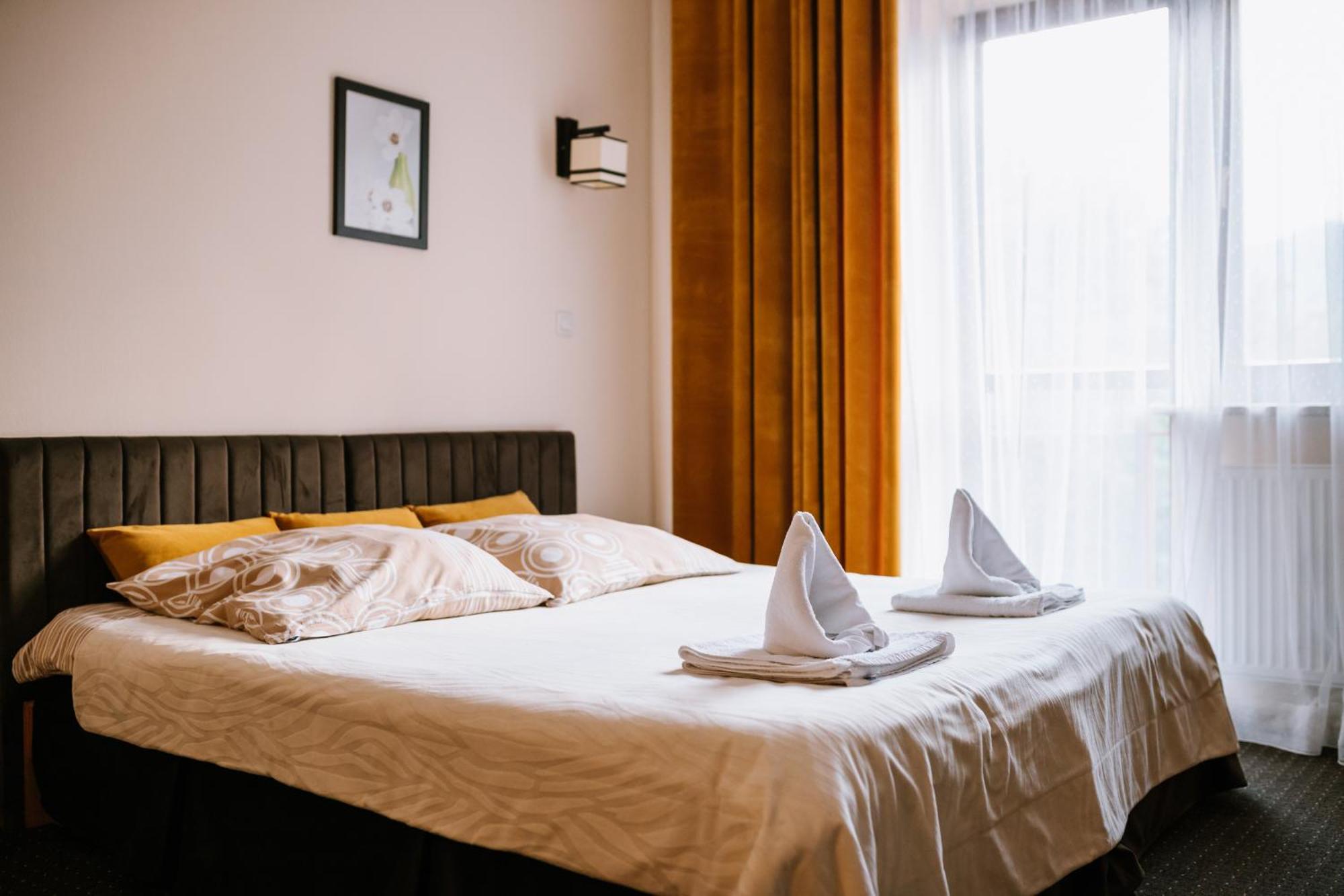 Osrodek Szkoleniowo Wypoczynkowy Roznow Hotel Eksteriør billede